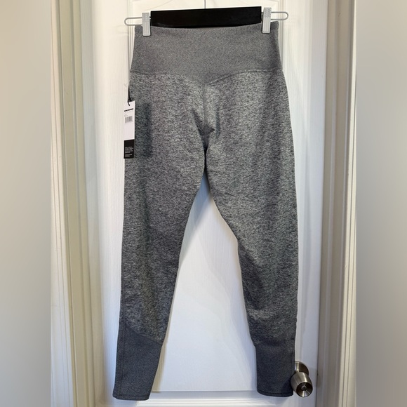 Zobha Gray Leggings NWT Size M- - Picture 5 of 5